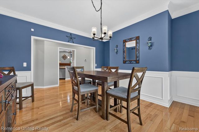 6169 Bay Court, Waterford, MI 48327