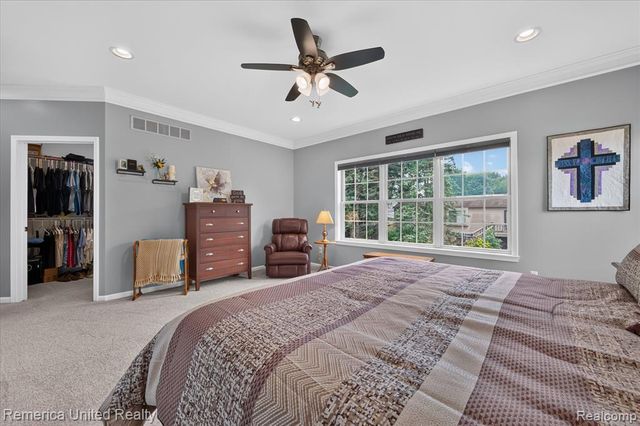 6169 Bay Court, Waterford, MI 48327
