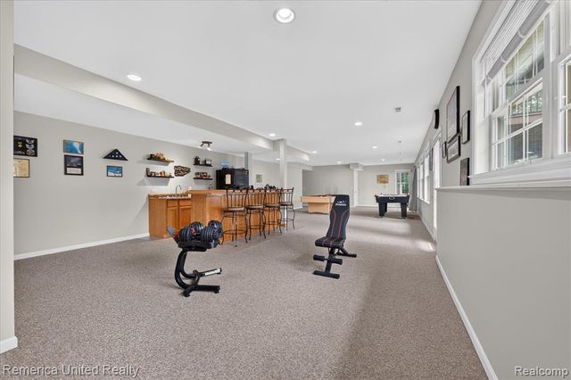 6169 Bay Court, Waterford, MI 48327