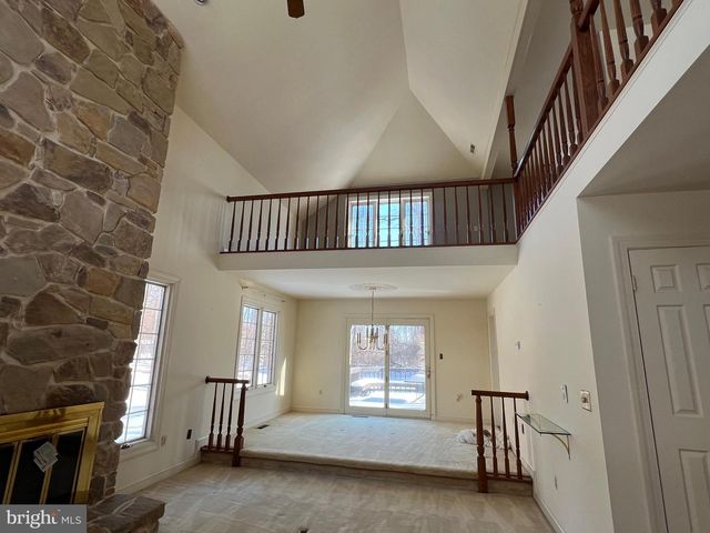 13888 COVANTRY LN, Gainesville, VA 20155