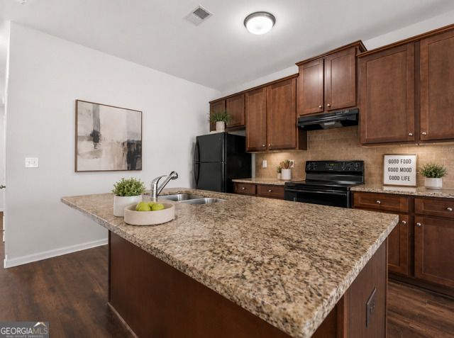 1538 Iris Walk, Jonesboro, GA 30238