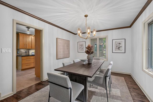 6540 N Atwahl DRIVE, Glendale, WI 53209