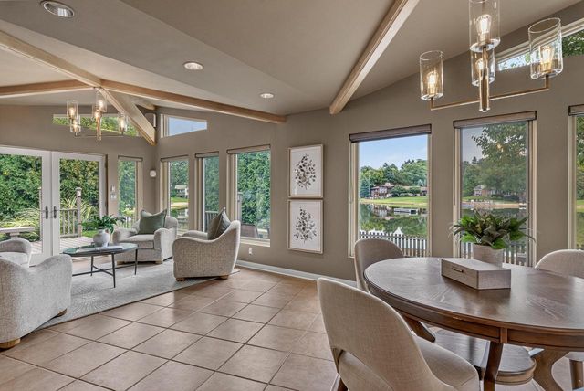 6540 N Atwahl DRIVE, Glendale, WI 53209