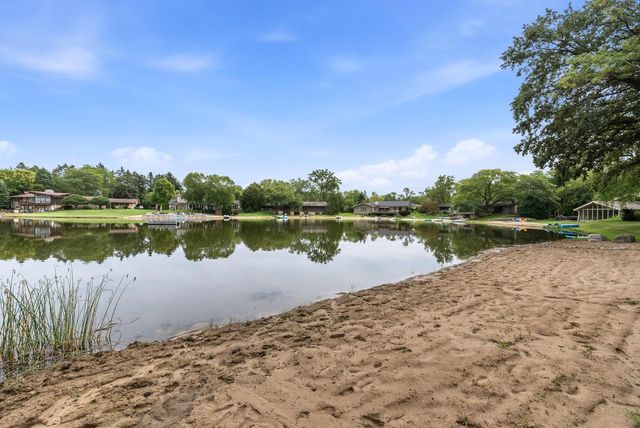 6540 N Atwahl DRIVE, Glendale, WI 53209