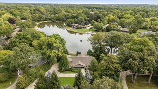 6540 N Atwahl DRIVE, Glendale, WI 53209
