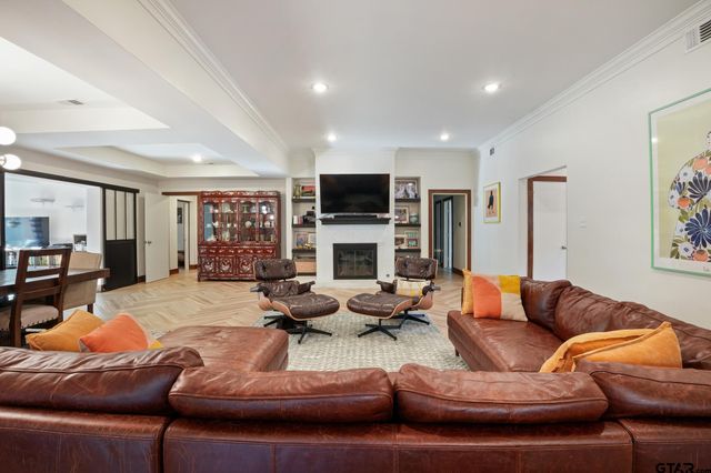 2929 Sunnybrook, Tyler, TX 75701
