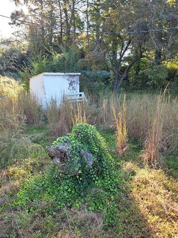 3594 George Wash Memorial HWY, Hayes, VA 23072