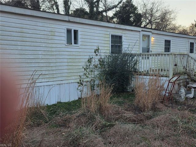 3594 George Wash Memorial HWY, Hayes, VA 23072