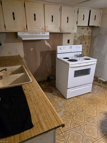 3594 George Wash Memorial HWY, Hayes, VA 23072