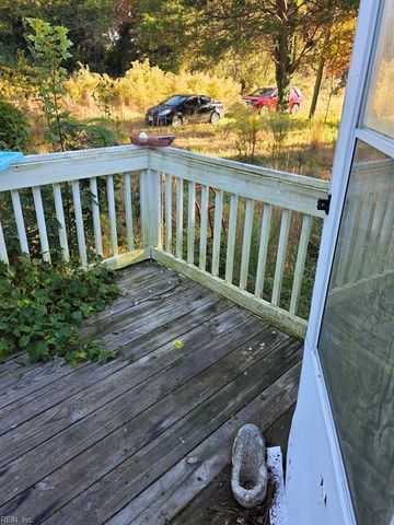 3594 George Wash Memorial HWY, Hayes, VA 23072