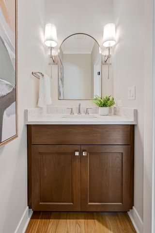 129 Harding Court, Glen Ellyn, IL 60137