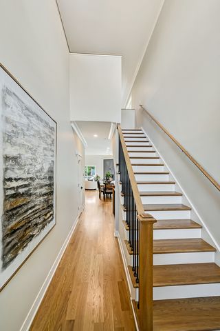 129 Harding Court, Glen Ellyn, IL 60137