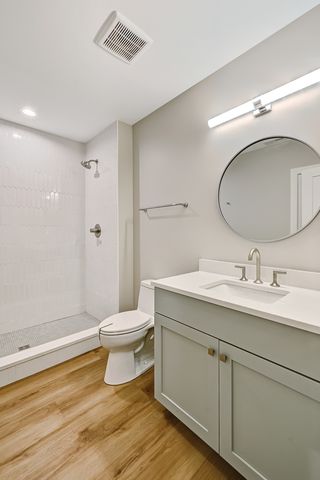 129 Harding Court, Glen Ellyn, IL 60137