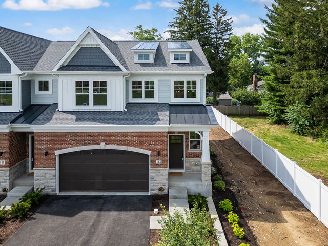 129 Harding Court, Glen Ellyn, IL 60137