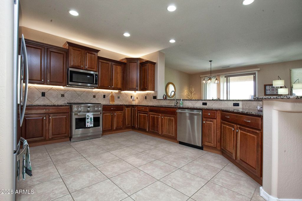 26644 W BURNETT Road, Buckeye, AZ 85396 — photo 4