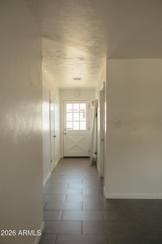 4007 E HEATHERBRAE Drive, Phoenix, AZ 85018