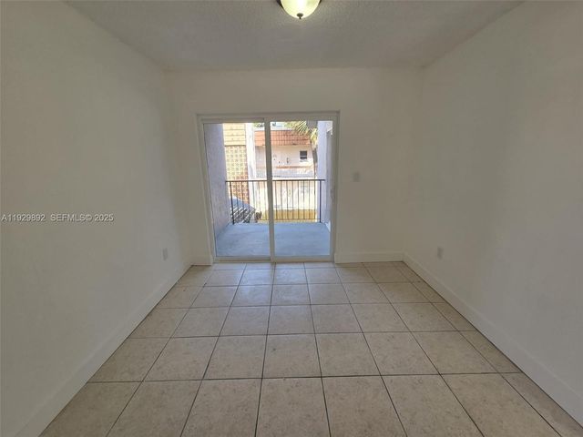 3940 NW 76th Ter 3940, Davie, FL 33024