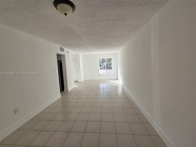 3940 NW 76th Ter 3940, Davie, FL 33024