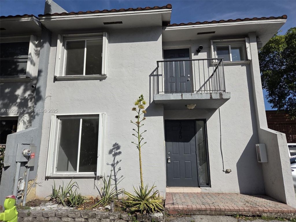 3940 NW 76th Ter 3940, Davie, FL 33024