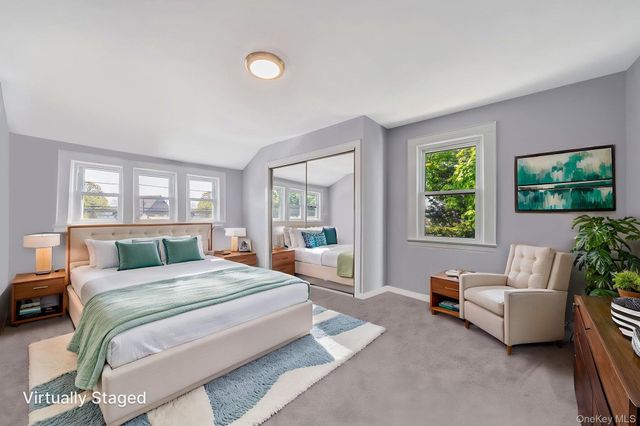 26 Rosedale Avenue, Freeport, NY 11520