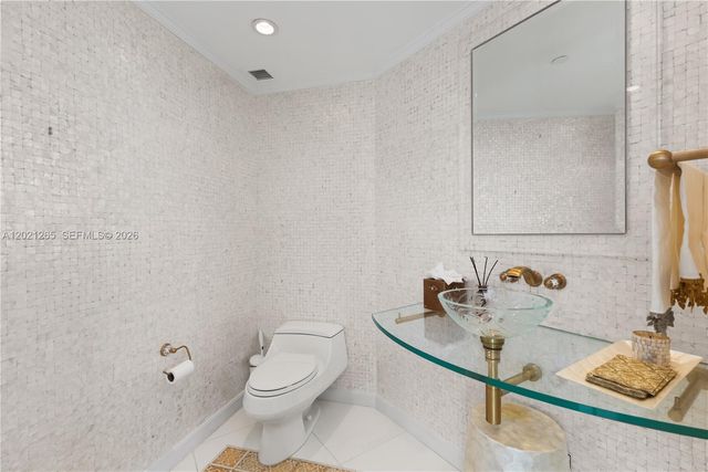 19955 NE 38th Ct 2106, Aventura, FL 33180