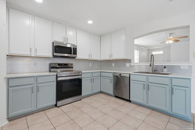 6215 WEXFORD PL, San Antonio, TX 78240