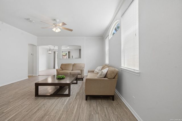 6215 WEXFORD PL, San Antonio, TX 78240