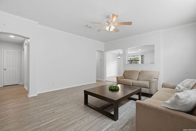 6215 WEXFORD PL, San Antonio, TX 78240