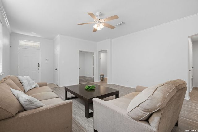 6215 WEXFORD PL, San Antonio, TX 78240