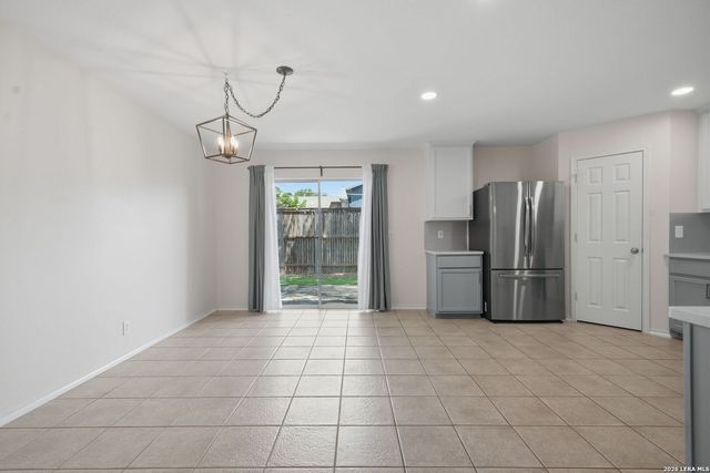 6215 WEXFORD PL, San Antonio, TX 78240