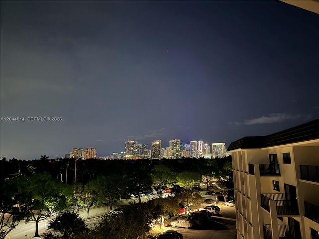 1000 River Reach Drive 516, Fort Lauderdale, FL 33315