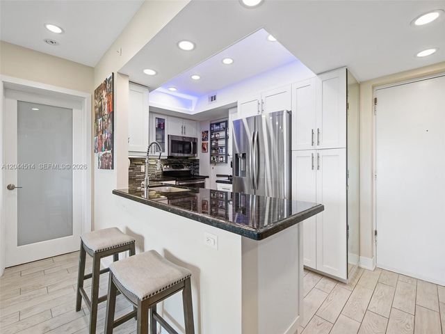 1000 River Reach Drive 516, Fort Lauderdale, FL 33315