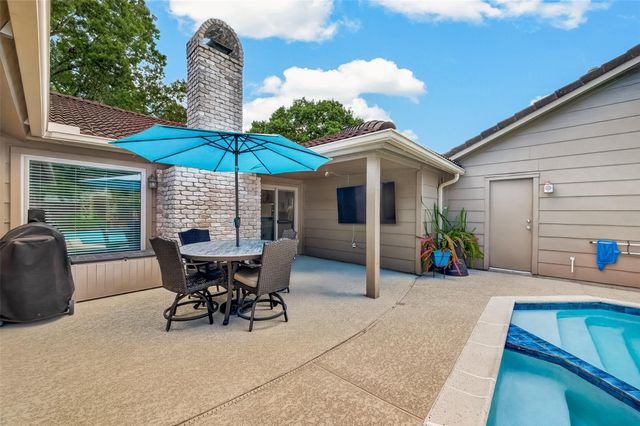 16431 Larkfield Drive, Houston, TX 77059