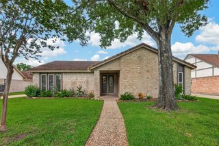 16431 Larkfield Drive, Houston, TX 77059