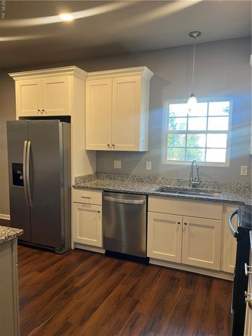 731 33rd ST, Newport News, VA 23607