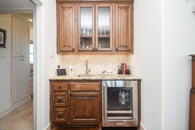 7 Little Torch, Hitchcock, TX 77563