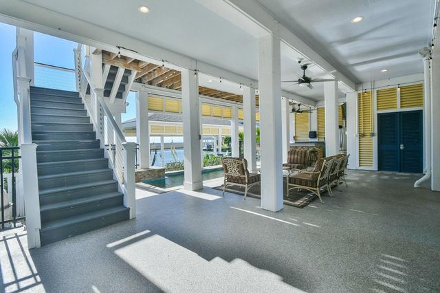 7 Little Torch, Hitchcock, TX 77563