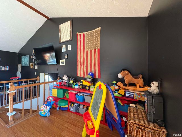 1014 PIONEER Drive, Jacksonville, IL 62650