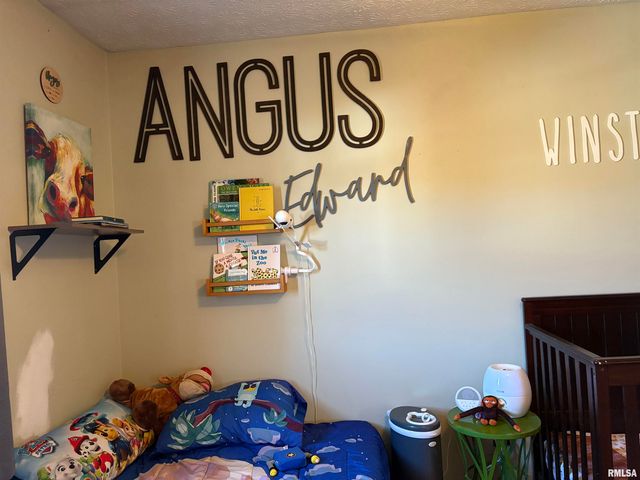 1014 PIONEER Drive, Jacksonville, IL 62650