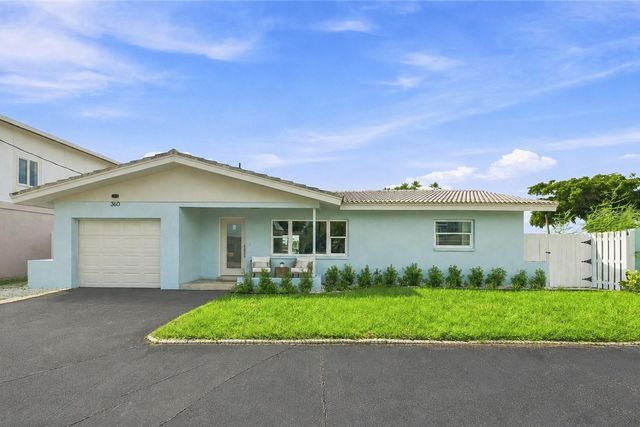 360 145TH AVENUE E, Madeira Beach, FL 33708
