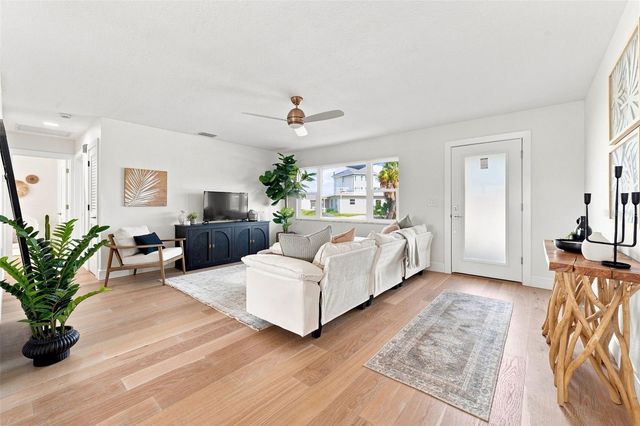 360 145TH AVENUE E, Madeira Beach, FL 33708