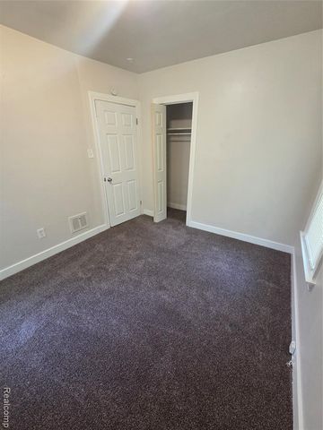 16590 Ilene Street, Detroit, MI 48221