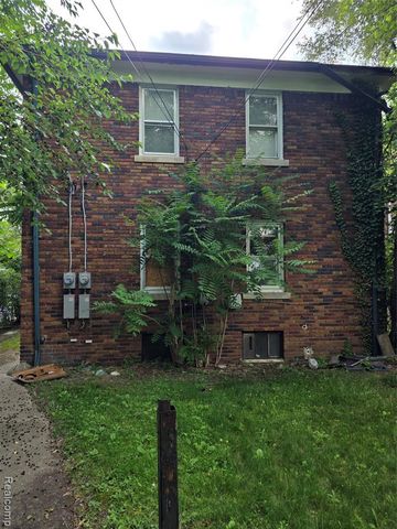 16590 Ilene Street, Detroit, MI 48221