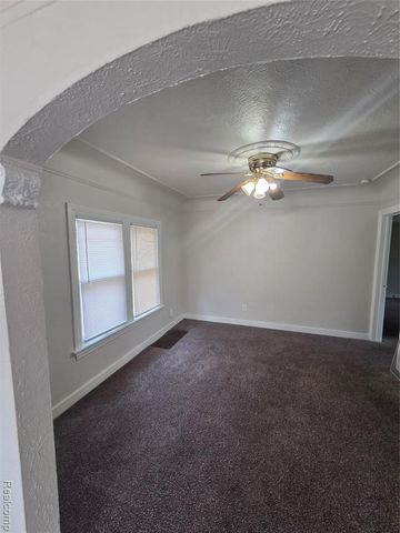 16590 Ilene Street, Detroit, MI 48221