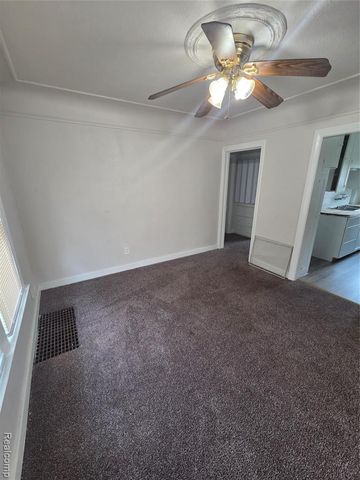 16590 Ilene Street, Detroit, MI 48221