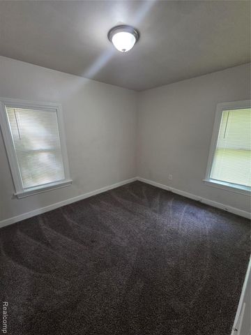 16590 Ilene Street, Detroit, MI 48221