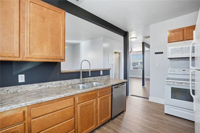 3250 GAYLORD AVENUE, Dormont, PA 15216