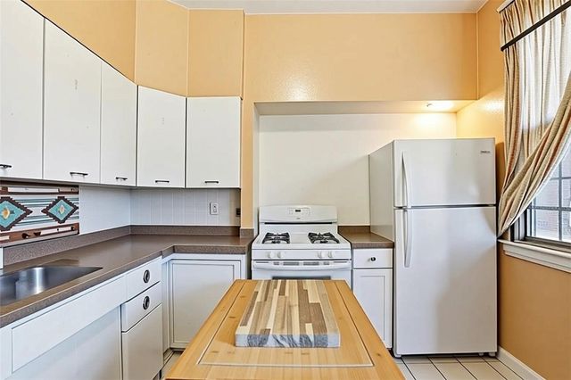 3250 GAYLORD AVENUE, Dormont, PA 15216