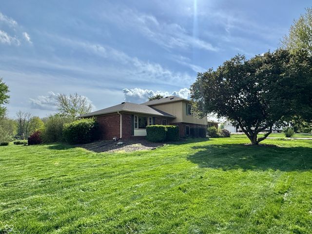7739 Westerville Drive, Clayton, IN 46118