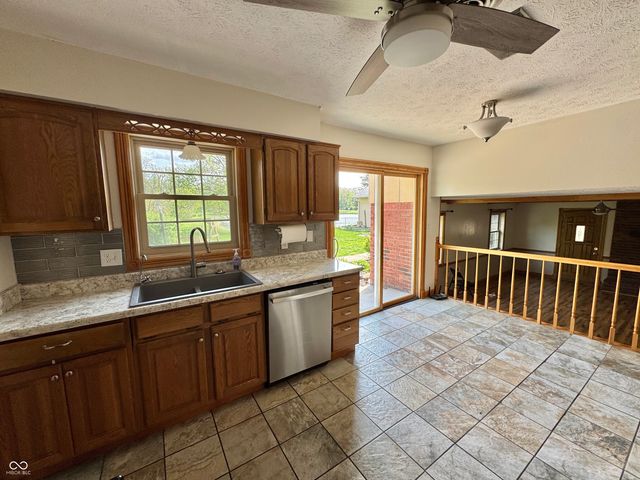 7739 Westerville Drive, Clayton, IN 46118
